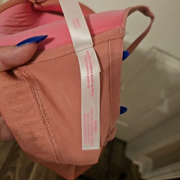 Pink Victoria's Secret wear Everywhere push-up bra - Picture 4 of 4
